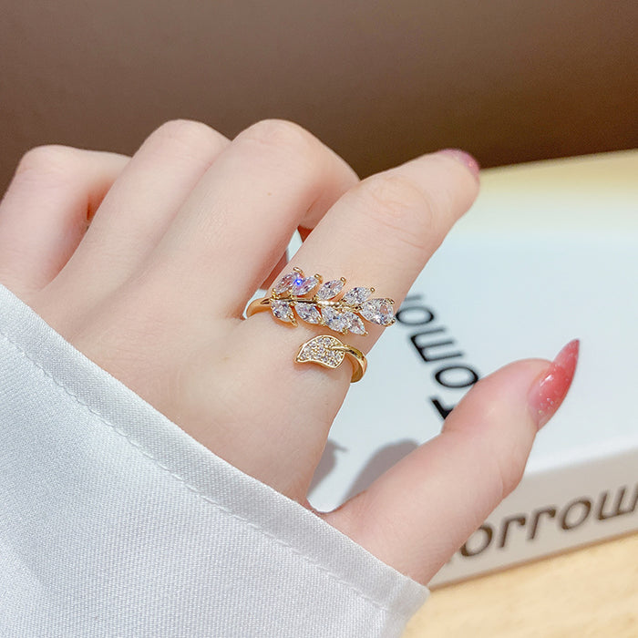 Zircon Leaf Ring