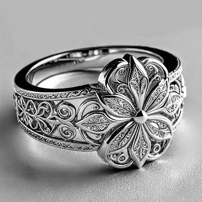 Vintage Court Flower Ring