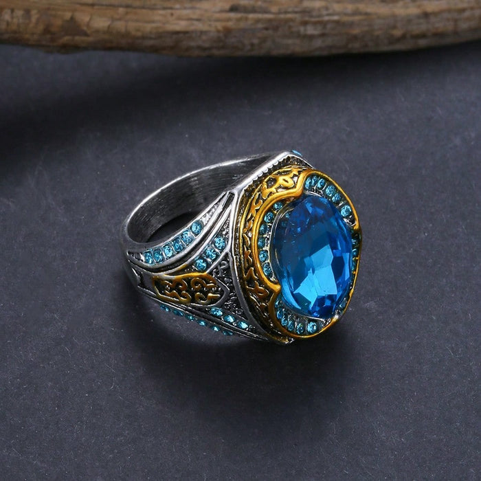 Chic Sculptural Ring