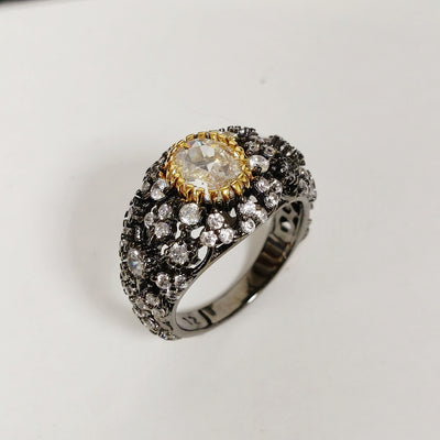Vintage Black Gold Oval Ring