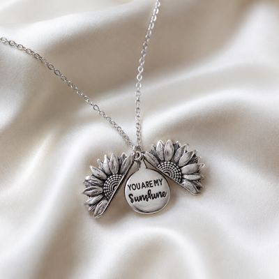 Minimalist Pendant Necklace