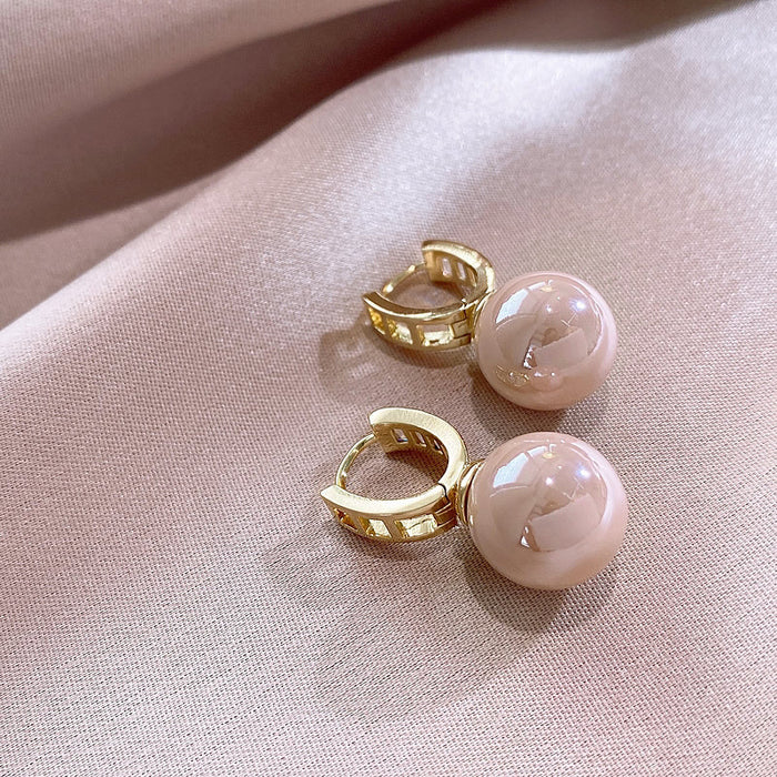 U-Shaped Pearl Earrings