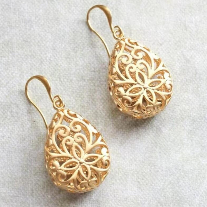 Vintage Hollow Carved Earrings